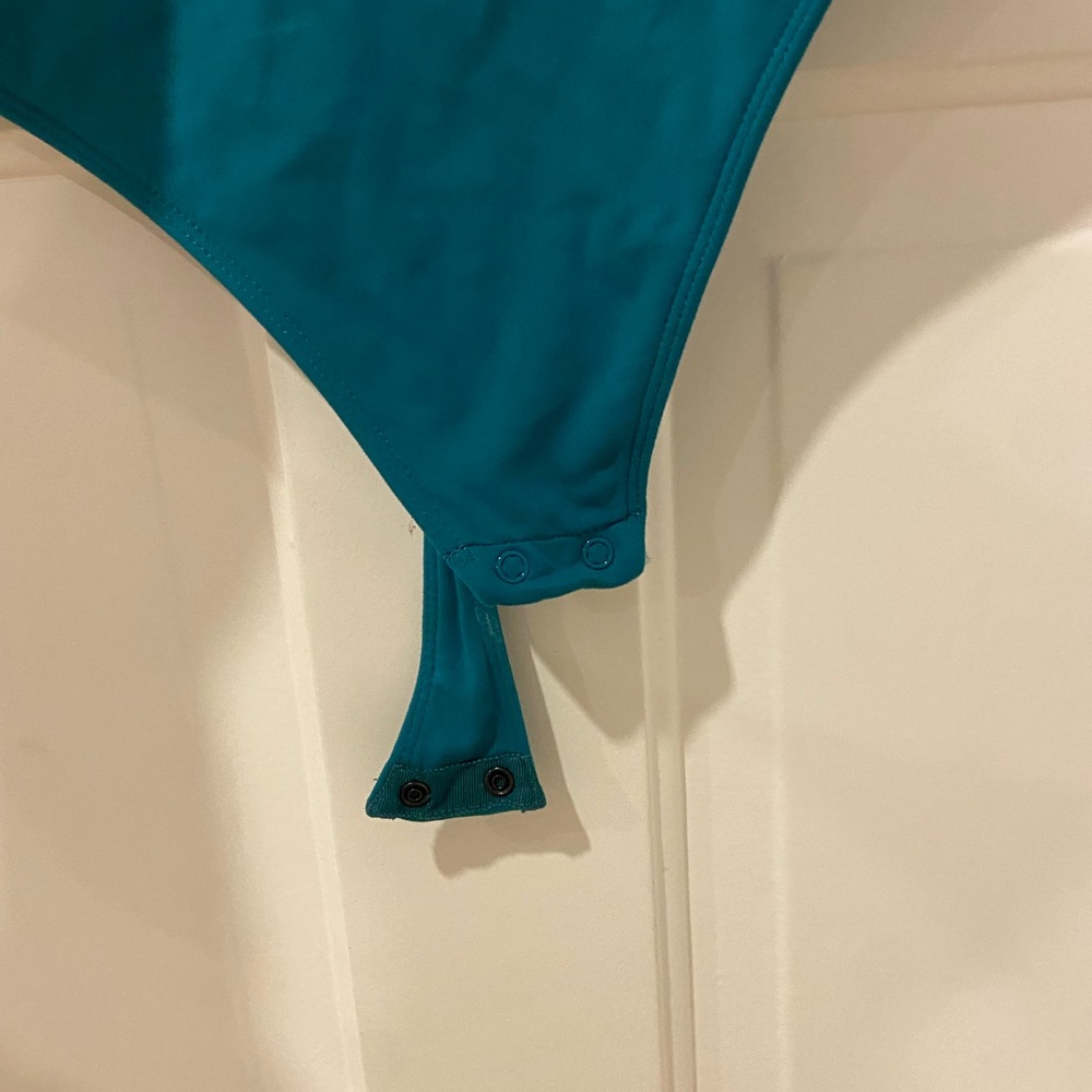 Aritzia Teal Contour Bodysuit - Picture 4 of 4